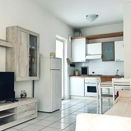 N289 - Numana, Bilocale Con Giardino *