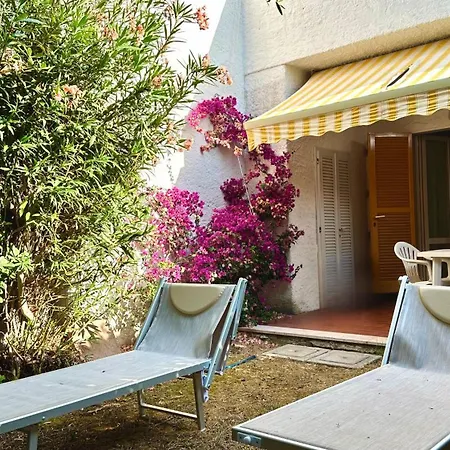 N289 - Numana, Bilocale Con Giardino